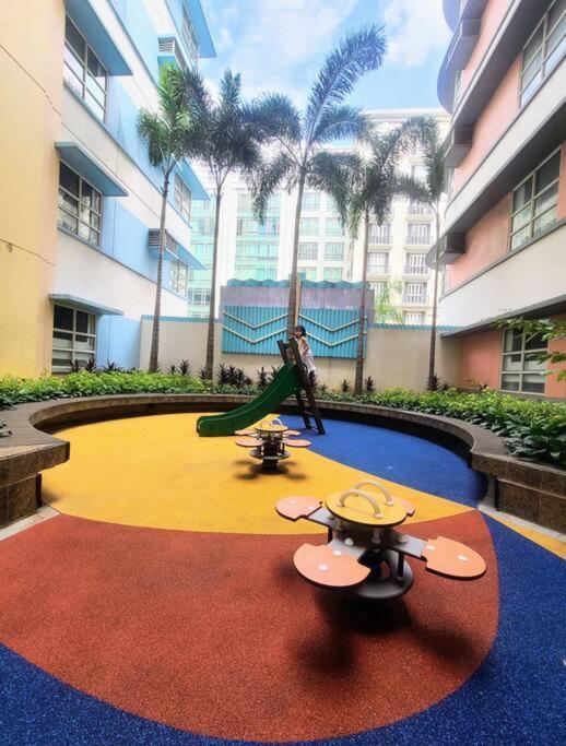 House Of B&Y At 101 Newport Across Naia T3 Apartment Manila Ngoại thất bức ảnh
